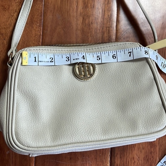 TOMMY Hilfiger cream crossbody bag - Picture 8 of 10